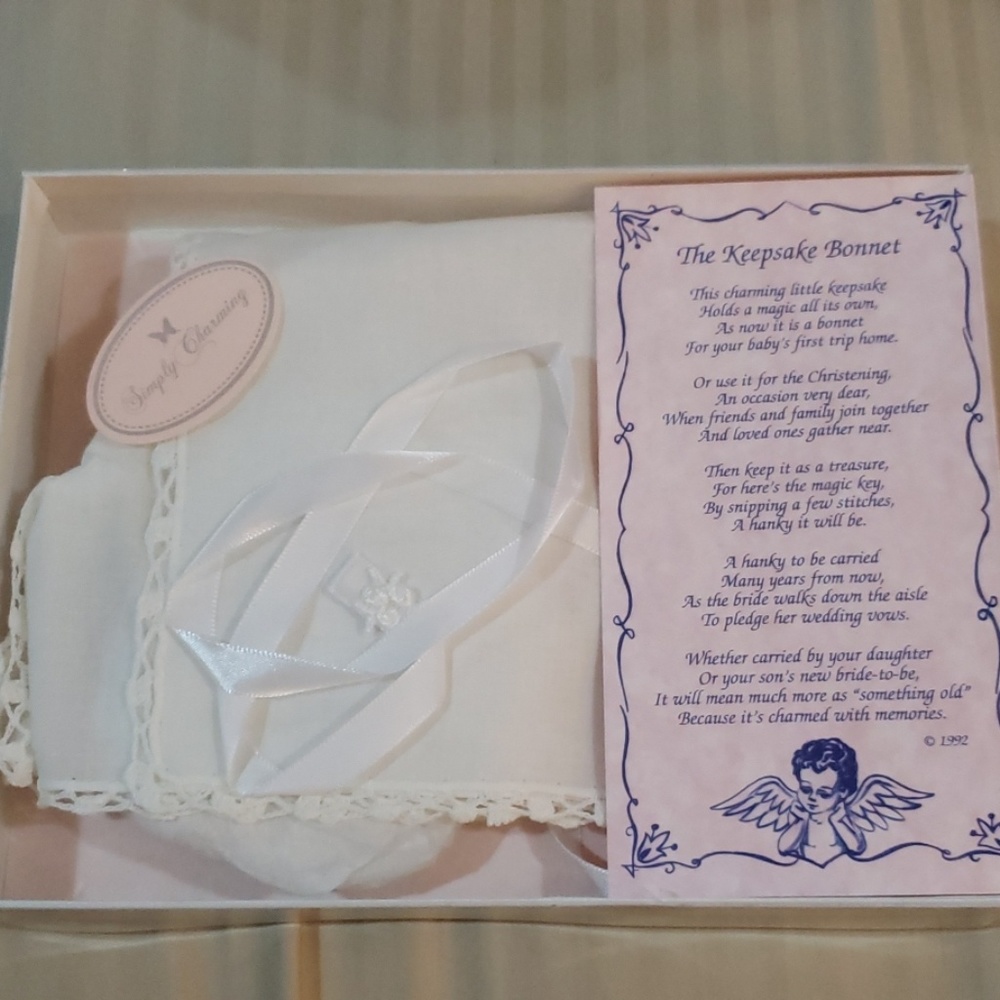 NIB Keepsake Bonnet